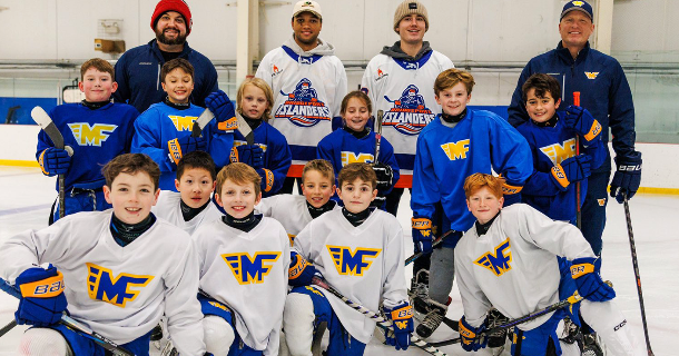 Islanders Join Youth Hockey Practice in Norwalk